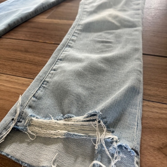 Revolve | Frame Denim | Le Crop Mini Boot Jeans (Size 26) - Picture 5 of 12